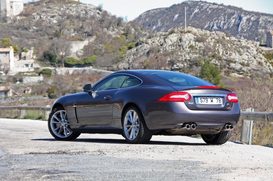  Jaguar XKR Coupe 2009 года  (фото 55 из 132)